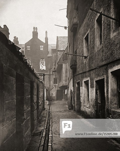 Close  115 High Street  Glasgow  Scotland in the 1870's. Photograph from The Old Closes and Streets of Glasgow  by Scottish photographer Thomas Annan 1829-1887.