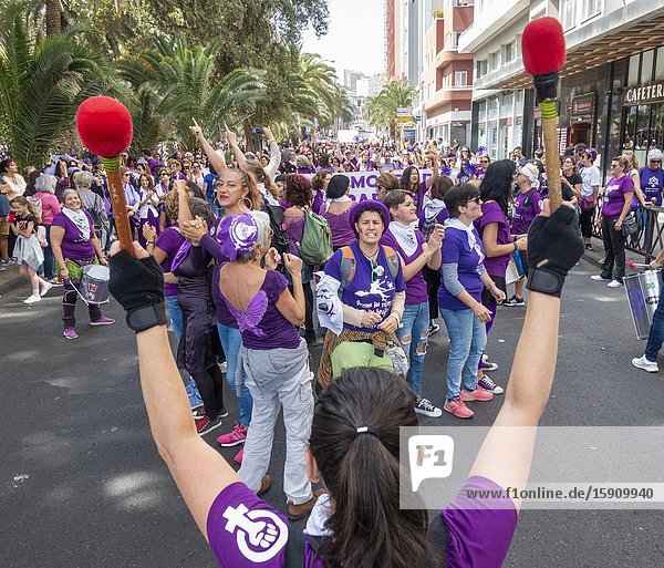 Las Palmas Gran Canaria Canary Islands Spain. 8th March 2020. Thousands turn out for International Women's day march in Las Palmas the capital of Gran Canaria.