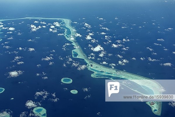 Outer reef with large dredged sand areas  Vaavu Atoll or Felidhu Atoll  Indian Ocean  Maldives  Asia