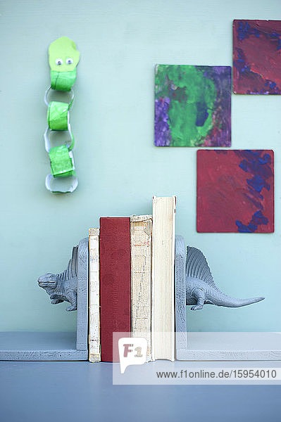 DIY bookend made from dinosaur toy