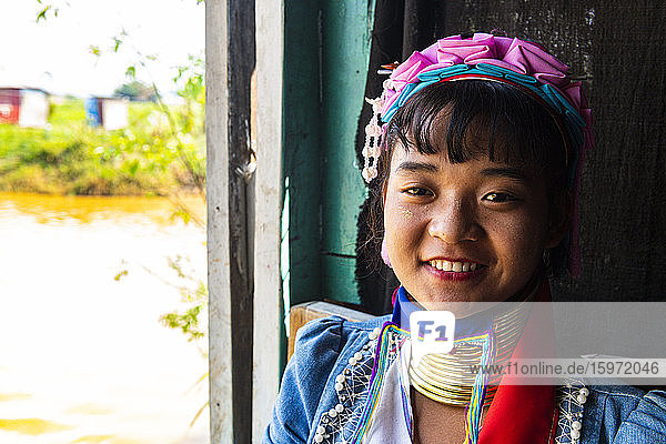 Long-necked woman from Padaung Tribe  Inle Lake  Shan state  Myanmar (Burma)  Asia