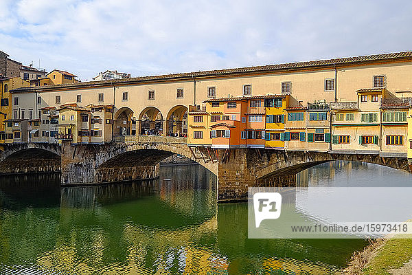 The Ponte Vecchio  Old Bridge  over the Arno River  Florence  UNESCO World Heritage Site  Tuscany  Italy  Europe