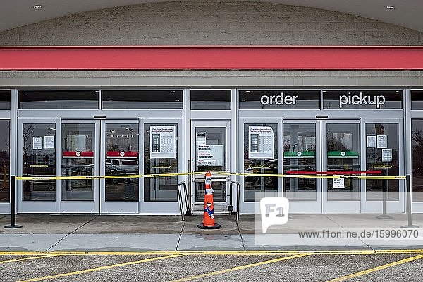 Shoreview  Minnesota  Target closes one entrance to control the flow of people entering and leaving the store due to the coronavirus pandemic