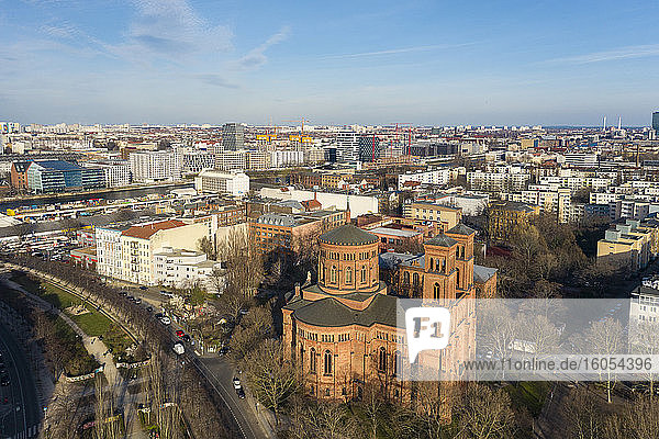 Deutschland  Berlin  Luftaufnahme der Thomaskirche