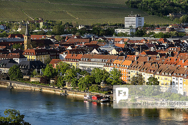 Germany  Franconia  Bavaria  Wuerzburg  View of old town and Main river