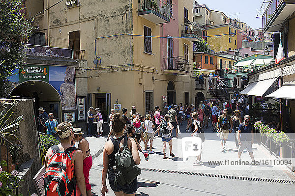 Europa  Italien  Ligurien  Ligurien  La Spezia  Manarola  Stadt der Cinque Terre.