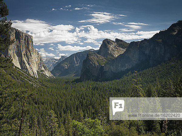 Yosemite Valley Tunnel View  Yosemite National Park  Kalifornien  USA