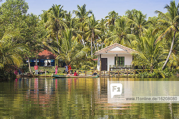 Resort auf der Insel Munroe  Kollam  Kerala  Indien  Asien