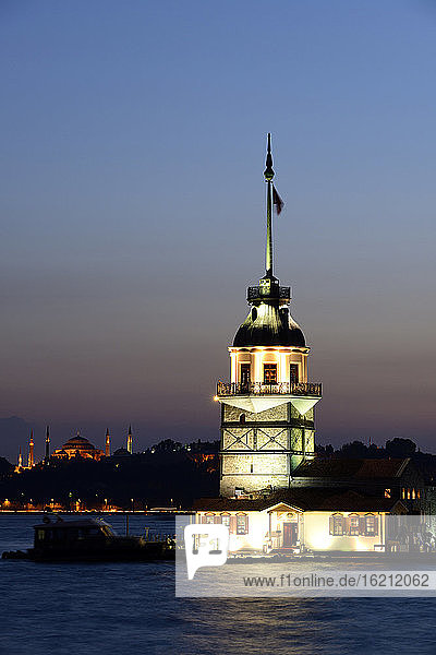 Turkey  Istanbul  View of Maidens Tower and Hagia Sophia at dusk