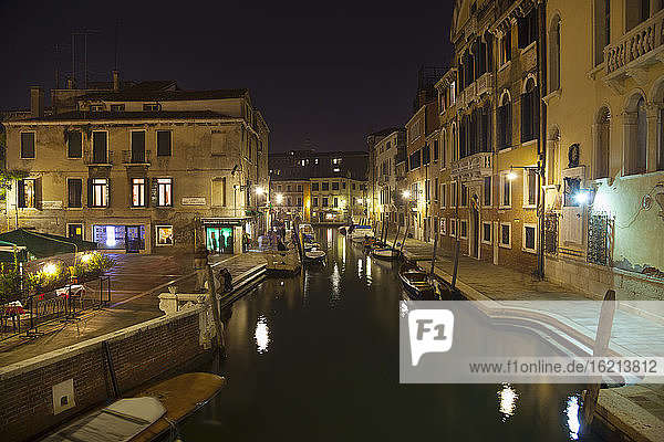 Italien  Venedig  Blick auf den Kanal am Campo dei Tolentini in Dorsoduro
