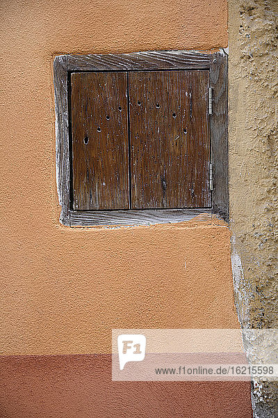 Frankreich  Fenster  Nahaufnahme