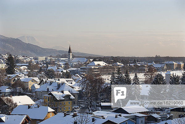 Österreich  Flachgau  Oberndorf  Blick auf die Stadt