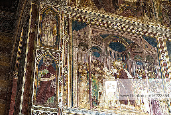 Italien  Venetien  Padua  Eremitani-Kirche  Fresken zur Geschichte des Heiligen Philippus und des Heiligen Augustinus (14. Jahrhundert) in der Großen Kapelle