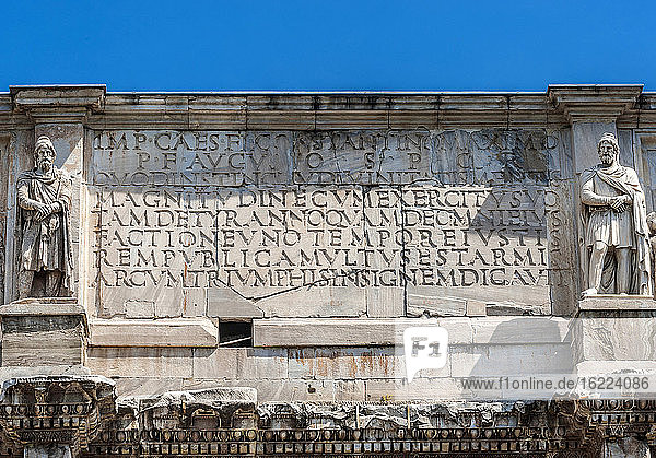 Europa  Italien  Rom  Forum  Detail des Arco de Constantino (315 n. Chr.  zum Gedenken an den Sieg Konstantins über Maxentius)