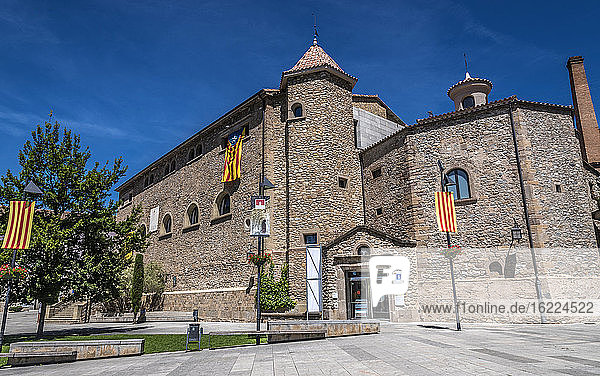 Spanien  Katalonien  Provinz Girona  Ripoll  Rathaus und Fremdenverkehrsamt