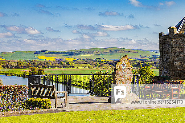 Coldstream Guards Monument im Henderson Park; Coldstream Schottische Grenzen Schottland