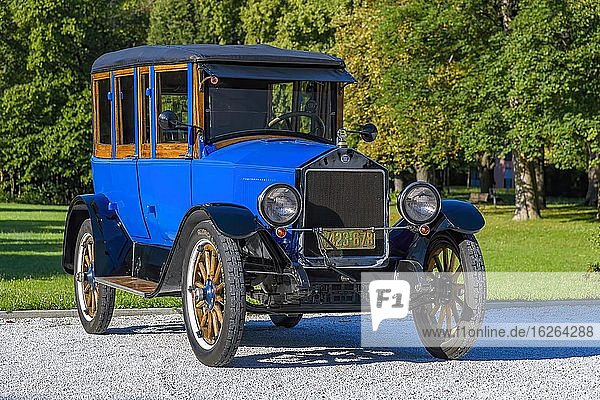 Oldtimer Dort Touring  Baujahr 1922  blau  Österreich  Europa