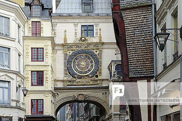 Frankreich  Region Haute-Normandie  Departements Seine-Maritime  Rouen  Le Gros Horolge  astronomische Uhr