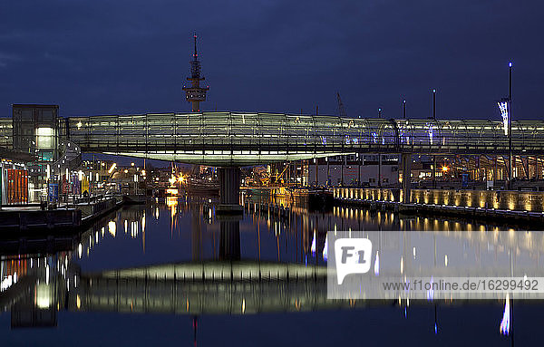 Deutschland  Bremerhaven  Museumshafen  Brücke