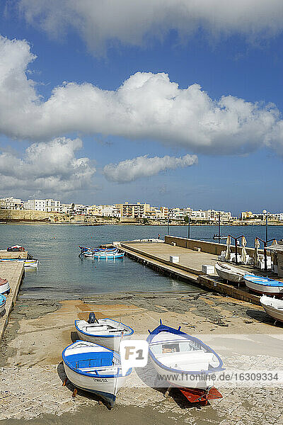 Italien  Apulien  Provinz Lecce  Otranto  Hafen