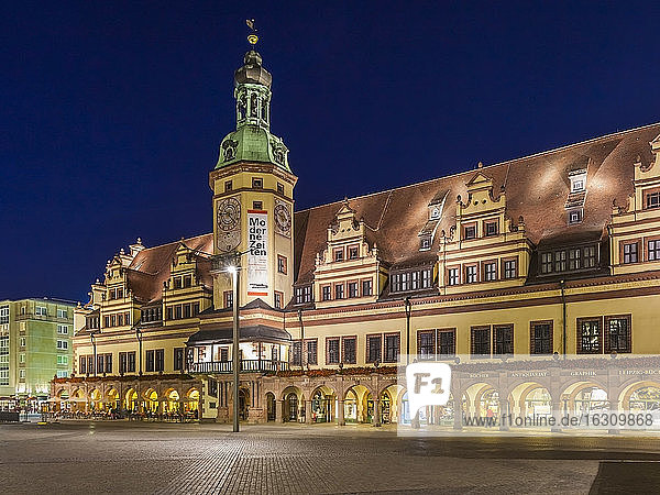 Deutschland  Sachsen  Leipzig  Altes Rathaus bei Nacht
