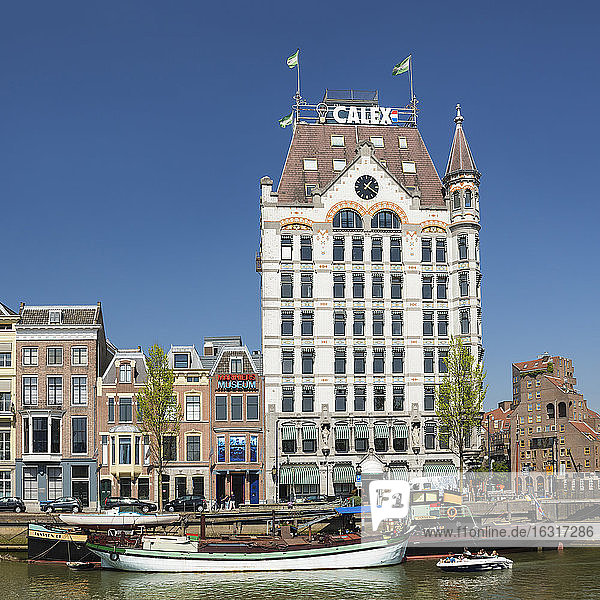 Witte-Huis-Gebäude im Hafen von Oudehaven  Rotterdam  Süd-Holland  Niederlande  Europa