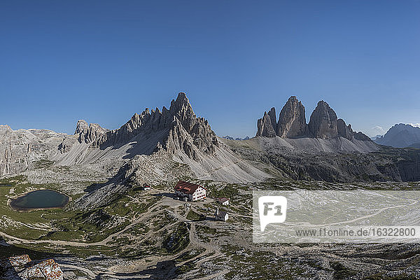 Italien  Sextner Dolomiten  Drei Zinnen  Naturpark Drei Zinnen  Rifugio Antonio Locatelli
