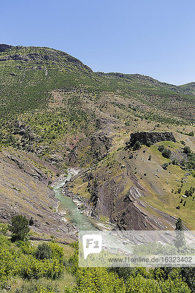 Türkei  Ostanatolien  Provinz Bitlis  Fluss Basur