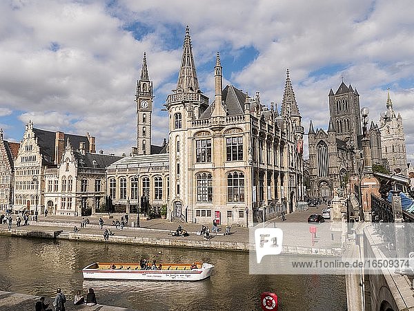 Zannier Hotels 1898 The post office next to the Sint-Michielsbrug bridge with a tourist boat  Ghent  Flanders  Belgium  Europe