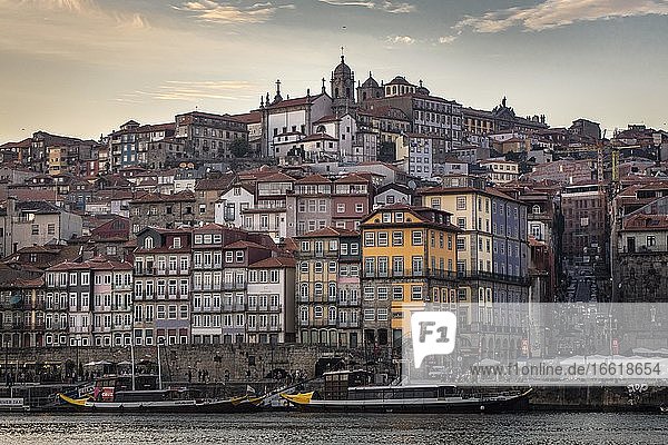 View from Vilanova da Gaia over Douro to city centre  Porto  Portugal  Europe
