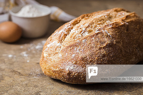 Laib frisches Brot