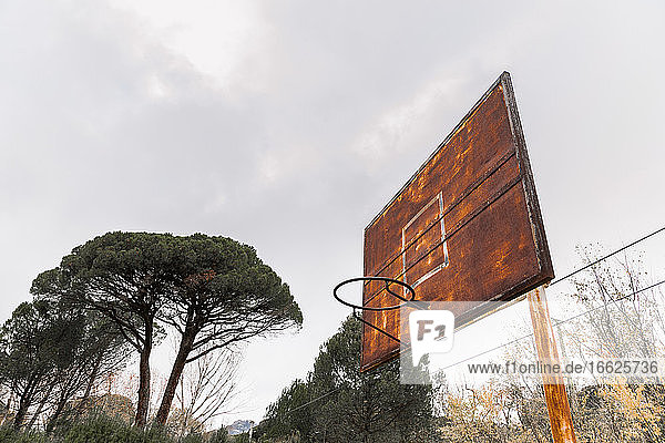 Old rusty basketball hoop