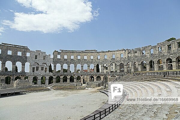 Im Amphitheater  Pula  Istrien  Kroatien  Europa