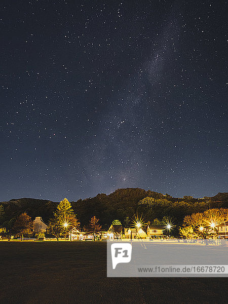 Milchstraßenkern von Akaroa  Banks Peninsula  Neuseeland aus gesehen.