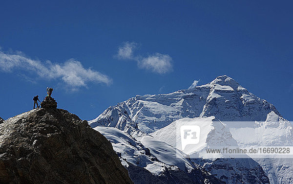 Die Nordwand des Mount Everest von der tibetischen Seite aus gesehen