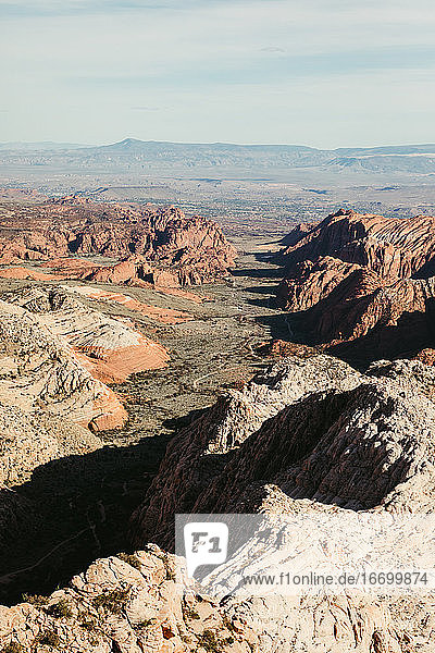 Blick in das Tal des Snow Canyon State Park bei St. George Utah