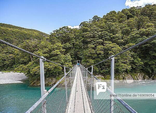 Suspension Bridge  Blue Pools Rock Pool  Makarora River  turquoise crystal clear water  Haast Pass  West Coast  South Island  New Zealand  Oceania