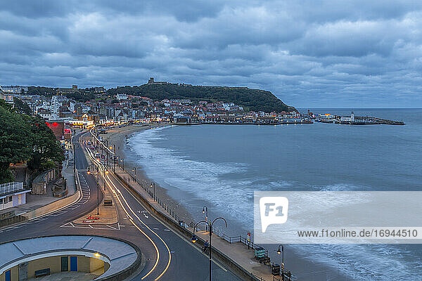 View of South Bay and Scarborough at dusk  Scarborough  North Yorkshire  Yorkshire  England  United Kingdom  Europe