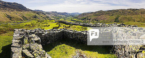Römisches Fort Hardknott  Hardknott Pass  Lake District  Cumbria  England