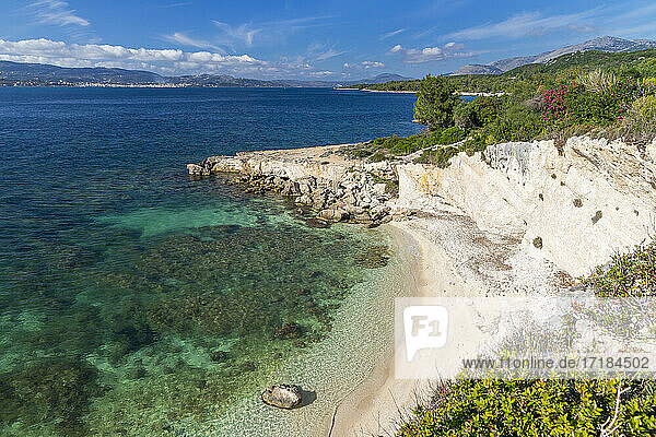 Abgelegener Strand bei Argostoli  Kefalonia  Ionische Inseln  Griechische Inseln  Griechenland  Europa