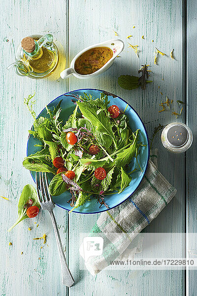 Mixed leaf salad with Asian dressing