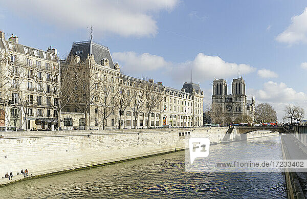 Kathedrale Notre Dame de Paris  eines der schönsten Beispiele der französischen Gotik  Paris  Frankreich  Europa