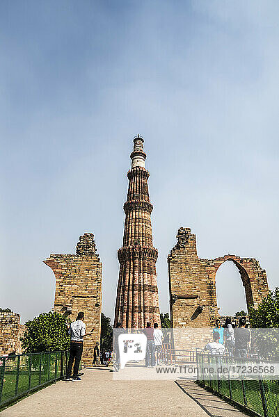 Qutub Minar  Minarett und Siegesturm  UNESCO-Weltkulturerbe  Neu-Delhi  Indien  Asien
