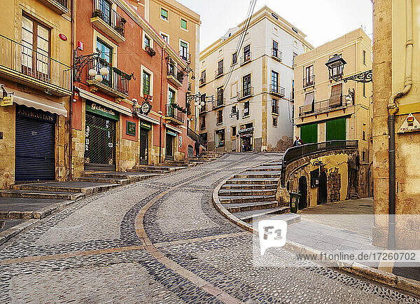 Street of the Old Town  Tarragona  Catalonia  Spain  Europe