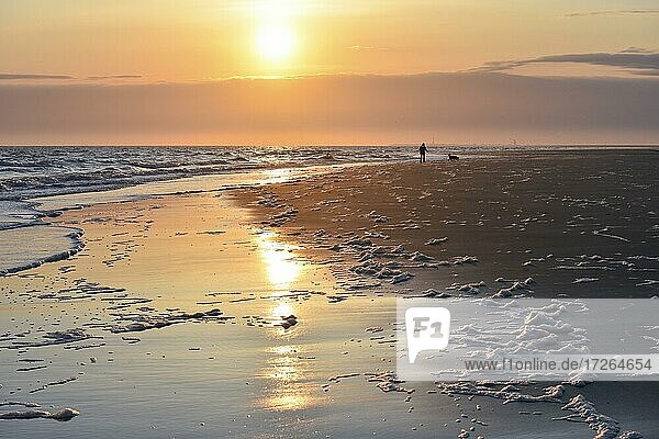 Sunrise on the beach of Spiekeroog  East Frisian Island  East Frisia  Lower Saxony  Germany  Europe