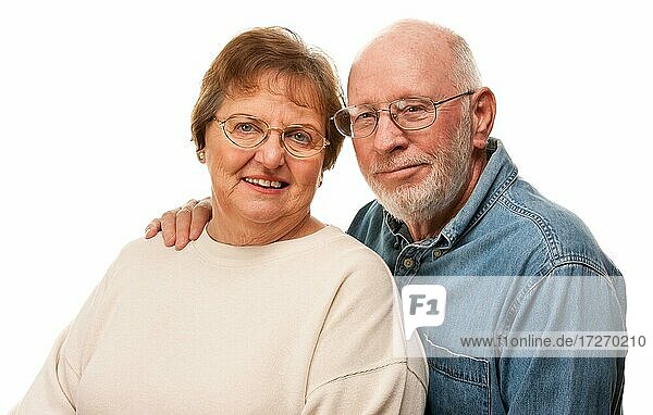 Affectionate glücklich Senior Paar posieren für ein Porträt