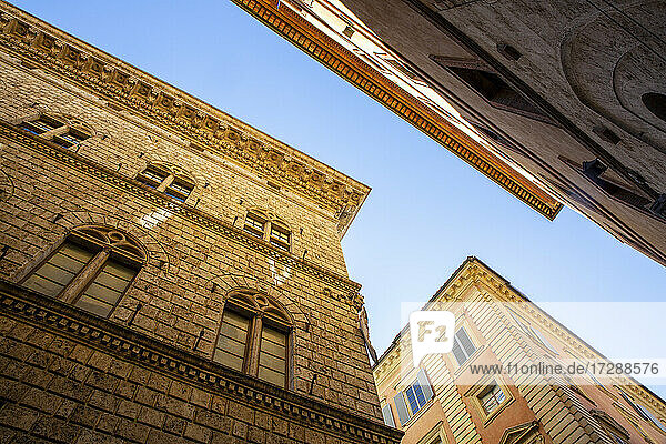 Italien  Toskana  Siena  Tiefblick auf Palazzo Piccolomini