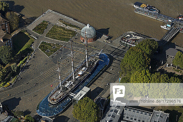 UK  London  Luftaufnahme der Cutty Sark in Greenwich