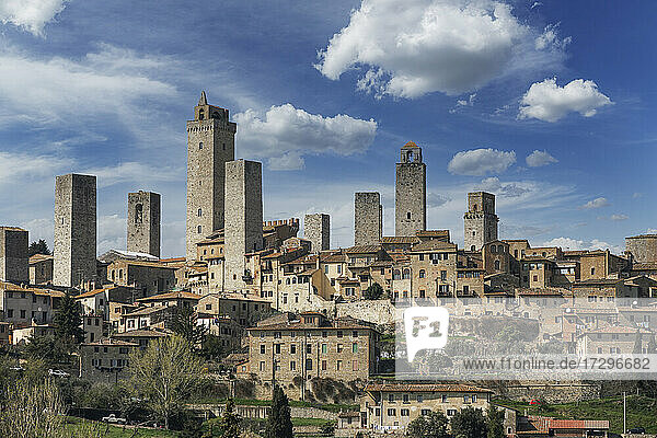 Italien  Toskana  San Gimignano  Mittelalterliche Türme und Gebäude
