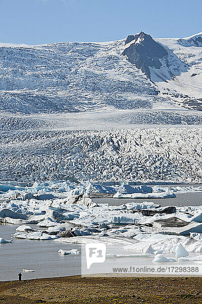 the majestic glacier Fjallsjökull in the south of Iceland